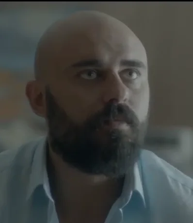صورة أحمد صلاح حسني