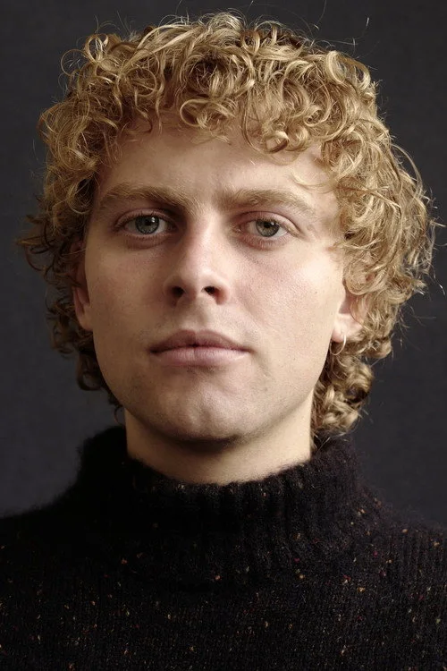 صورة توم اشلي